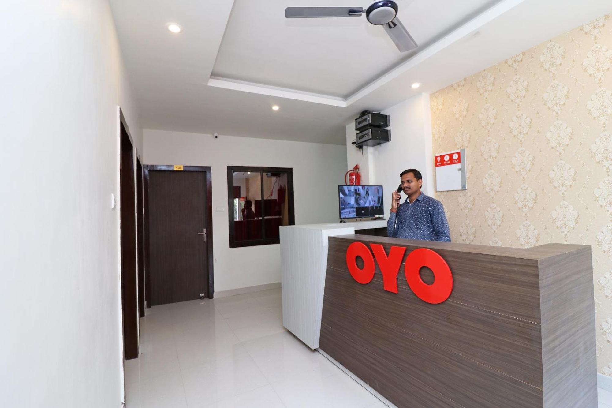 Allāhābād Junction Oyo Paradise Inn מראה חיצוני תמונה